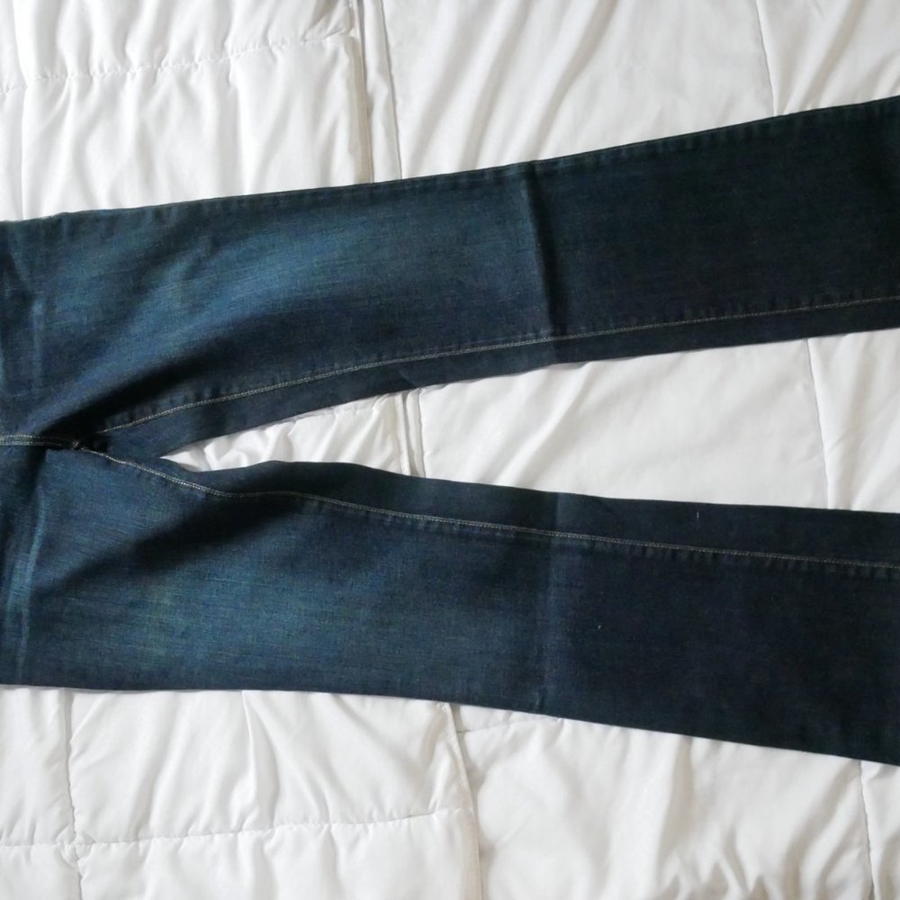 Guess Jeans - Picture 4 of 7